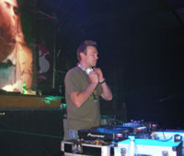 "Open Area" с участием лучших диджеев мира. 2005г.