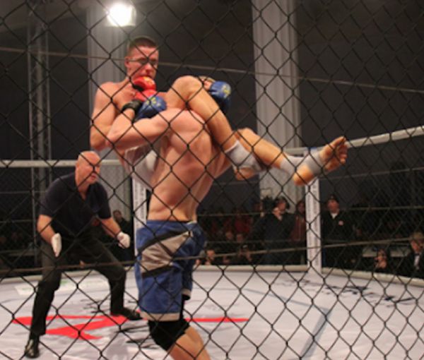 Смешаные бои, ВДНХ, Киев