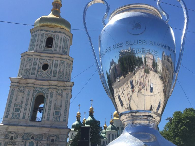 UEFA Champions League Cup, Kyiv