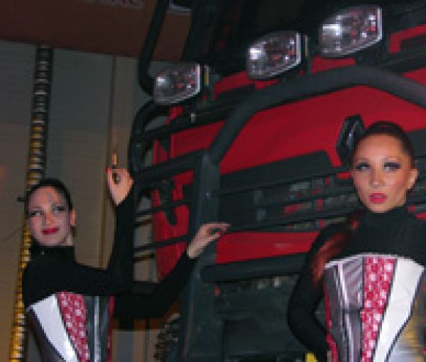 Презентация Рено. МВЦ, 2-й павильон