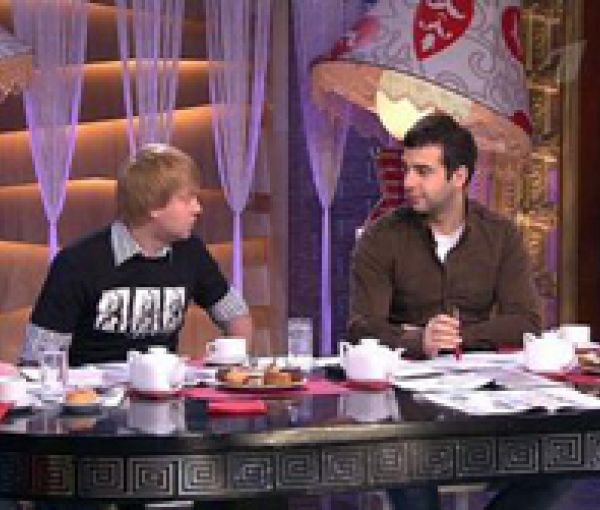 ПрожекторПерисХилтон в Киеве.  Октябрьский Дворец