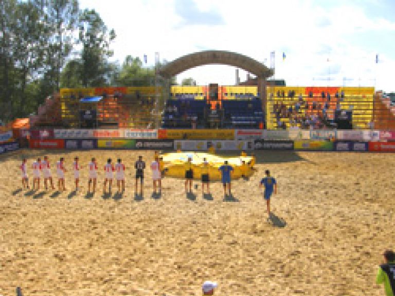 Пляжный футбол Запорожье, Харьков